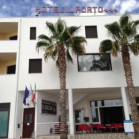 Otel Il Riccio 3*